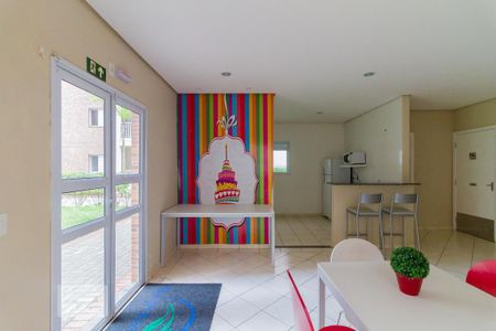 Apartamento para alugar com 58m², 2 quartos e 1 vaga Apartamento para alugar com 58m², 2 quartos e 1 vagaÁrea comum - Salão de festas infantil