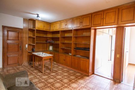 Sala de casa para alugar com 8 quartos, 300m² em Setor Norte Ferroviario, Goiânia