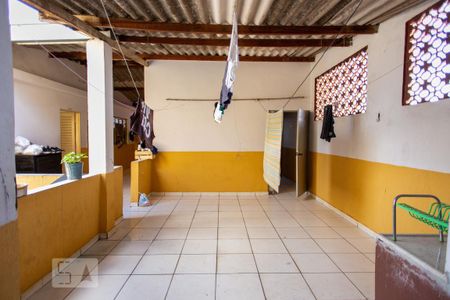 Casa para alugar com 300m², 8 quartos e 1 vaga Casa para alugar com 300m², 8 quartos e 1 vagaÁrea de Serviço