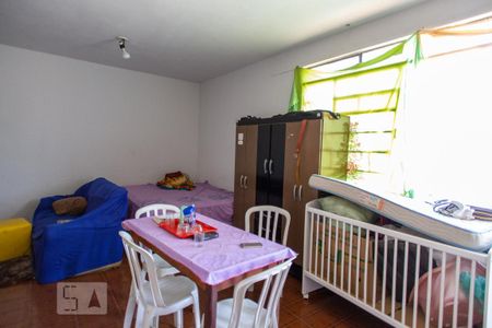 Casa para alugar com 300m², 8 quartos e 1 vaga Casa para alugar com 300m², 8 quartos e 1 vagaQuarto 4