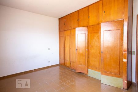 Casa para alugar com 300m², 8 quartos e 1 vaga Casa para alugar com 300m², 8 quartos e 1 vagaSuíte 1
