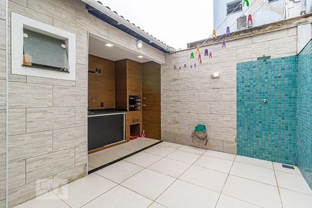 Casa à venda com 156m², 3 quartos e 1 vagaÁrea de Serviço e Espaço Gourmet