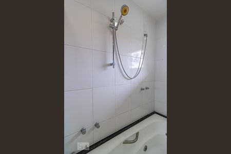 Casa à venda com 156m², 3 quartos e 1 vagaBanheiro da Suíte