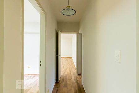 Corredor dos Quartos de apartamento à venda com 3 quartos, 105m² em Aclimação, São Paulo