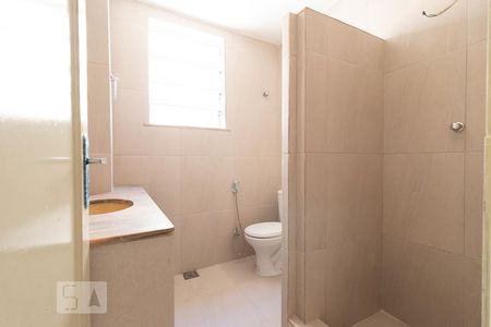 Apartamento para alugar com 70m², 2 quartos e sem vagaBanheiro