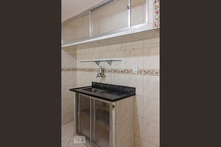 Cozinha de kitnet/studio para alugar com 1 quarto, 33m² em Vargem Grande, Rio de Janeiro