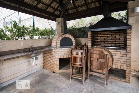 Apartamento à venda com 77m², 2 quartos e 2 vagas Apartamento à venda com 77m², 2 quartos e 2 vagasChurrasqueira