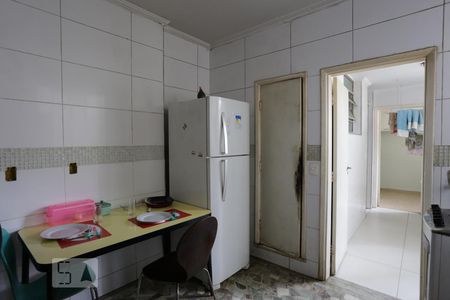 Apartamento à venda com 115m², 2 quartos e sem vagaCozinha