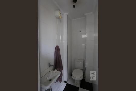 Apartamento à venda com 115m², 2 quartos e sem vagaBanheiro de Serviço