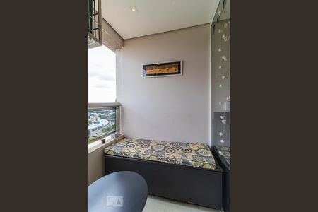 Sacada de apartamento à venda com 2 quartos, 72m² em Cambuí, Campinas