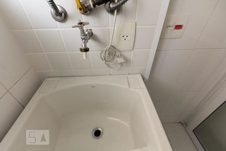Apartamento à venda com 77m², 1 quarto e 1 vagaArea de serviço