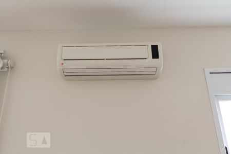 Apartamento à venda com 77m², 1 quarto e 1 vagaSuite detalhe