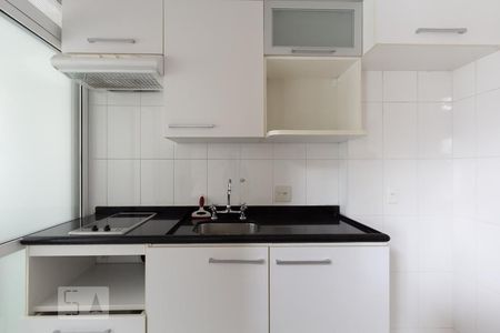 Apartamento à venda com 77m², 1 quarto e 1 vagaCozinha - Armários