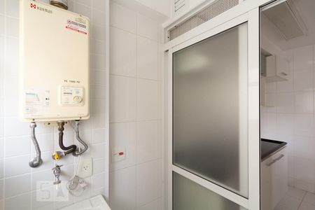 Apartamento à venda com 77m², 1 quarto e 1 vagaArea de serviço