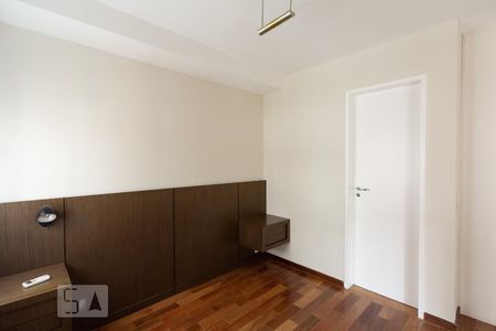 Apartamento à venda com 77m², 1 quarto e 1 vagaSuite