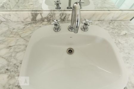 Apartamento à venda com 77m², 1 quarto e 1 vagaSuite