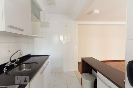 Apartamento à venda com 77m², 1 quarto e 1 vagaCozinha