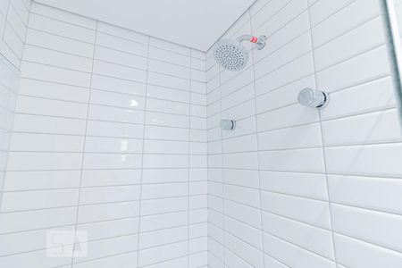 Banheiro de kitnet/studio à venda com 1 quarto, 34m² em Vila Pompéia, São Paulo