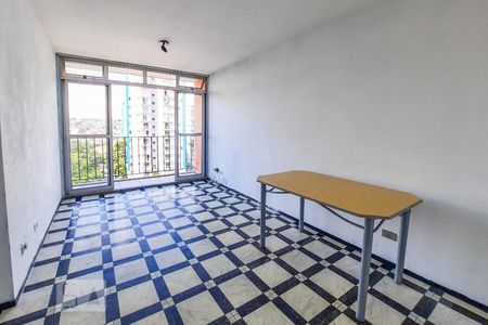 Sala de apartamento à venda com 2 quartos, 56m² em Taboão, Diadema