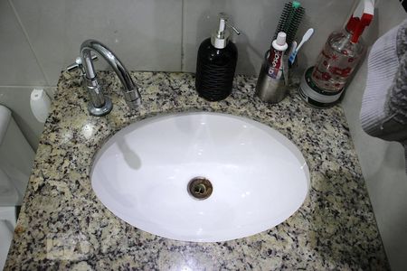 Apartamento à venda com 70m², 3 quartos e 2 vagasBanheiro Social