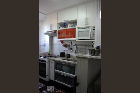 Apartamento à venda com 70m², 3 quartos e 2 vagasCozinha 