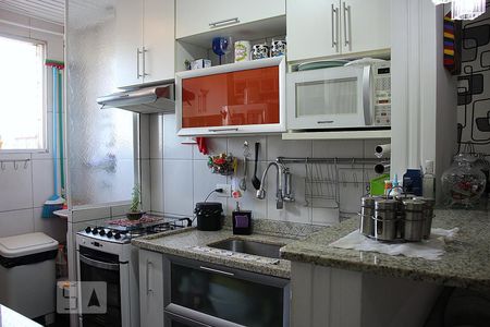 Apartamento à venda com 70m², 3 quartos e 2 vagasCozinha 