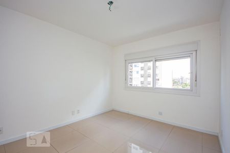 Suíte  de apartamento à venda com 2 quartos, 66m² em São Sebastião, Porto Alegre