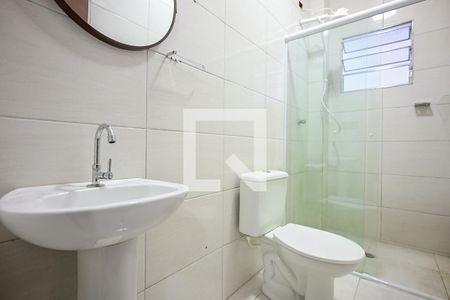 Banheiro de apartamento para alugar com 1 quarto, 50m² em Parque Assunção, Taboão da Serra