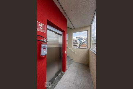 Apartamento à venda com 47m², 2 quartos e sem vagaÁrea comum