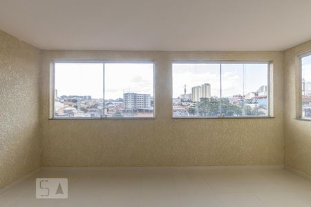 Apartamento à venda com 47m², 2 quartos e sem vagaÁrea de Serviço e lazer