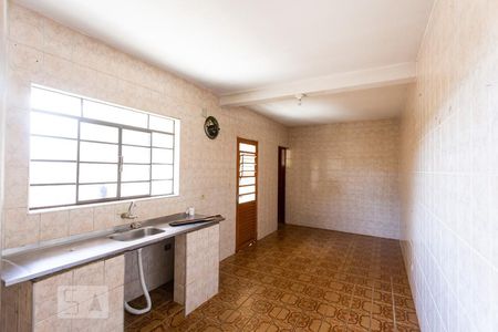 Casa para alugar com 200m², 3 quartos e 1 vaga Casa para alugar com 200m², 3 quartos e 1 vagaCozinha