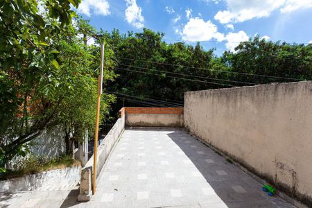 Casa para alugar com 200m², 3 quartos e 1 vaga Casa para alugar com 200m², 3 quartos e 1 vagaQuintal