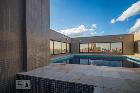 Apartamento à venda com 50m², 1 quarto e 1 vaga Apartamento à venda com 50m², 1 quarto e 1 vagaÁrea comum - Piscina