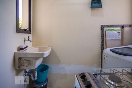 Apartamento à venda com 50m², 1 quarto e 1 vaga Apartamento à venda com 50m², 1 quarto e 1 vagaCozinha e Área de Serviço