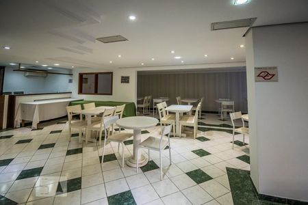 Apartamento à venda com 50m², 1 quarto e 1 vaga Apartamento à venda com 50m², 1 quarto e 1 vagaÁrea comum - Salão de festas