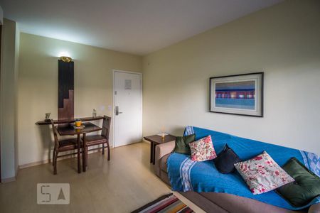 Sala de apartamento à venda com 1 quarto, 50m² em Cambuí, Campinas