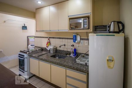 Apartamento à venda com 50m², 1 quarto e 1 vaga Apartamento à venda com 50m², 1 quarto e 1 vagaCozinha e Área de Serviço