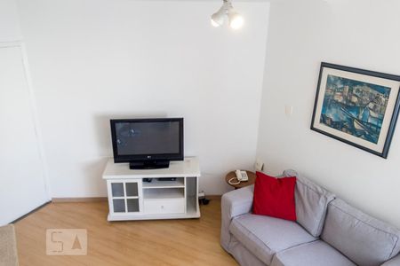 Sala de apartamento à venda com 1 quarto, 67m² em Moema, São Paulo