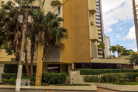 Apartamento à venda com 67m², 1 quarto e 1 vaga Apartamento à venda com 67m², 1 quarto e 1 vagaFachada