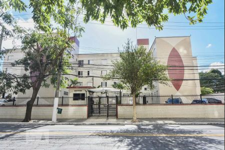 Apartamento para alugar com 64m², 3 quartos e 1 vagaFachada