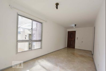 Sala de apartamento para alugar com 3 quartos, 64m² em Jardim Dom Bosco, São Paulo