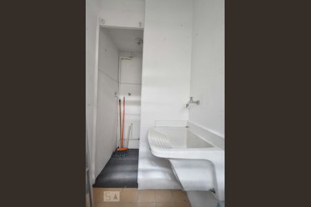 Apartamento para alugar com 64m², 3 quartos e 1 vagaÁrea de Serviço