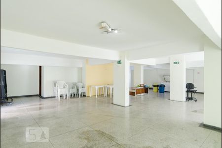 Apartamento para alugar com 86m², 2 quartos e sem vagaÁrea comum