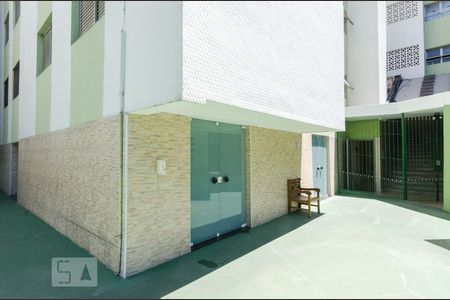 Apartamento para alugar com 86m², 2 quartos e sem vagaÁrea comum