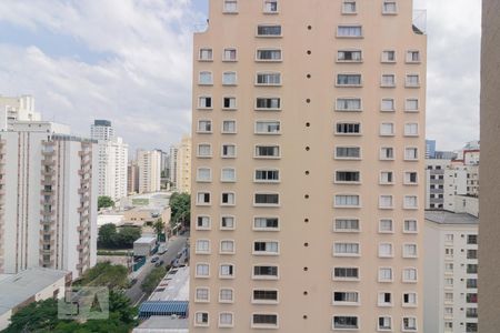 Vista Quarto de kitnet/studio à venda com 1 quarto, 29m² em Vila Olímpia, São Paulo