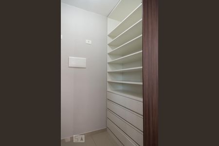 Apartamento à venda com 38m², 1 quarto e 1 vagaCloset