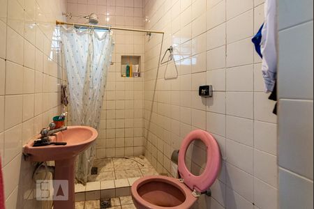 Casa à venda com 203m², 4 quartos e sem vaga Casa à venda com 203m², 4 quartos e sem vagaBanheiro do Quarto 2