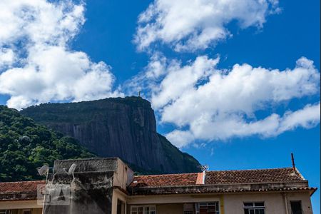 Casa à venda com 203m², 4 quartos e sem vaga Casa à venda com 203m², 4 quartos e sem vagaVista do Terraço