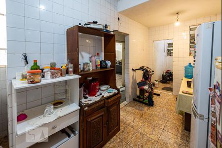 Casa à venda com 203m², 4 quartos e sem vaga Casa à venda com 203m², 4 quartos e sem vagaCozinha