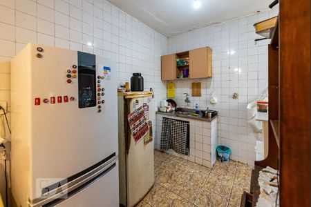 Casa à venda com 203m², 4 quartos e sem vaga Casa à venda com 203m², 4 quartos e sem vagaCozinha